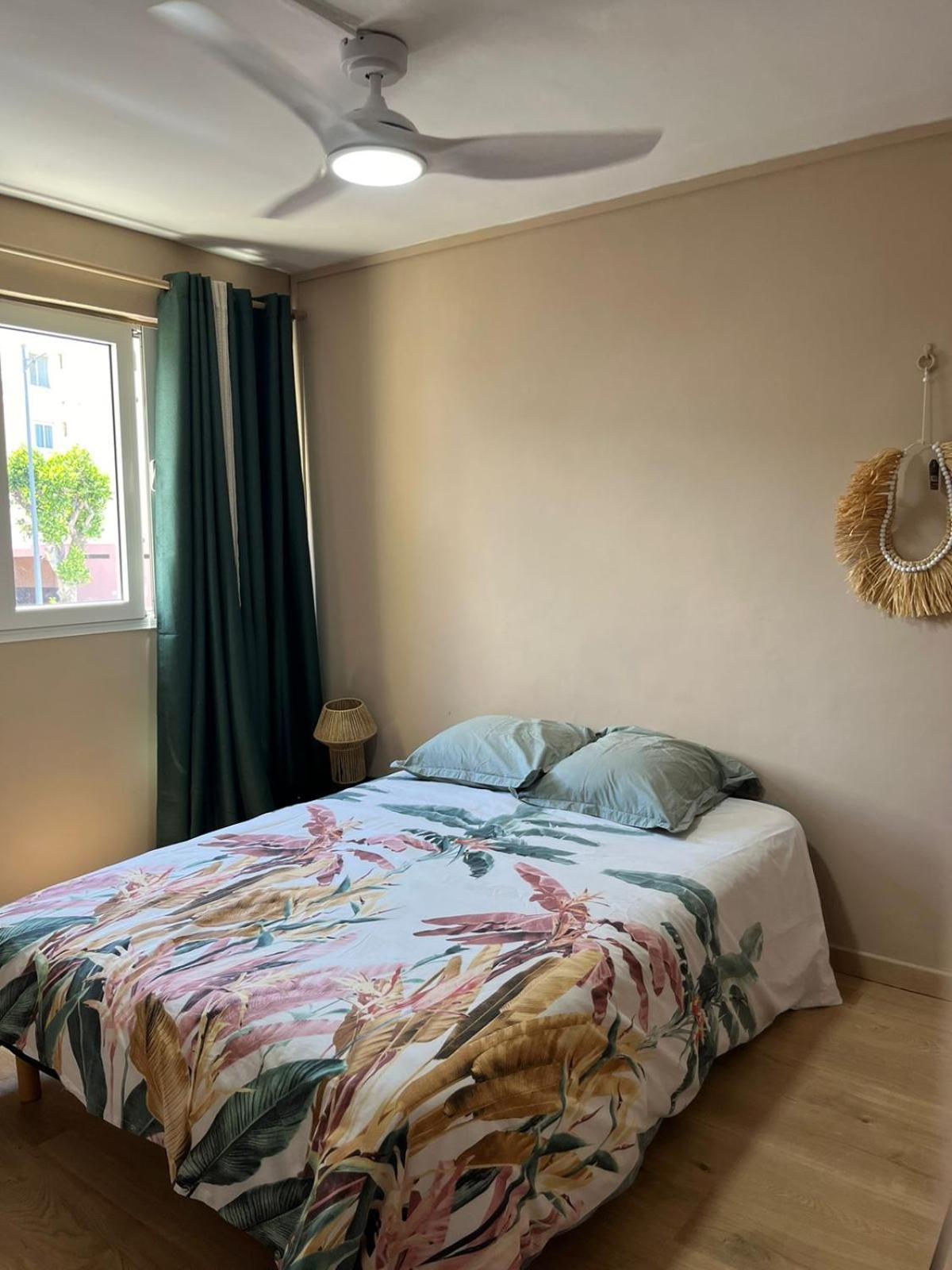 Ferienwohnung Lana Saint-Denis Exterior foto
